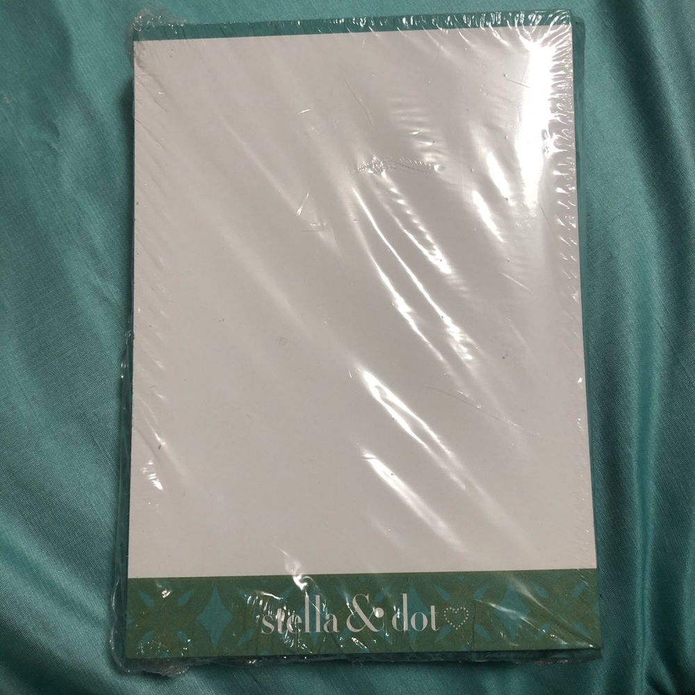 Stella and Dot note pad with envelopes